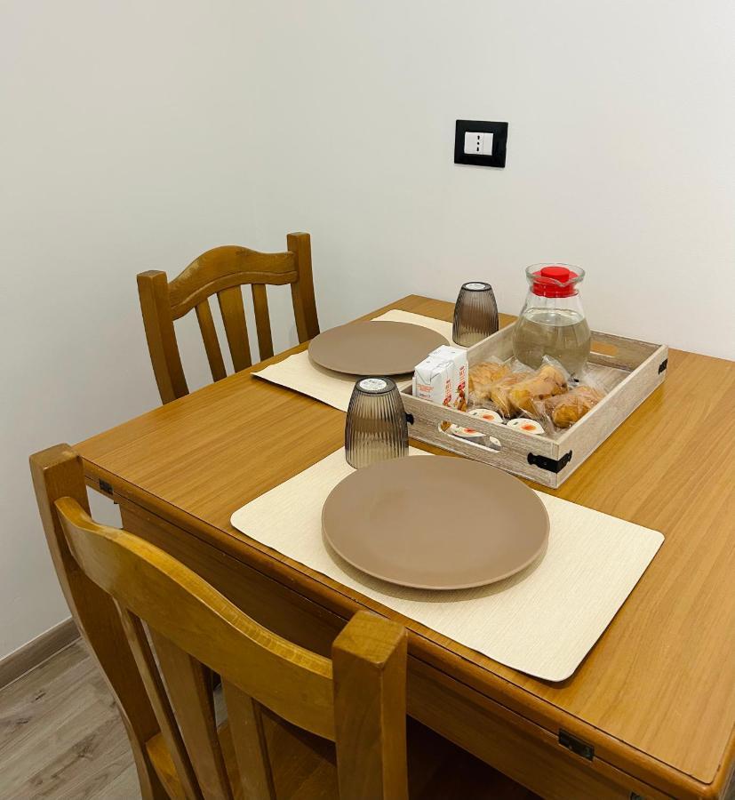 Ferienwohnung Essential House Brindisi Exterior foto